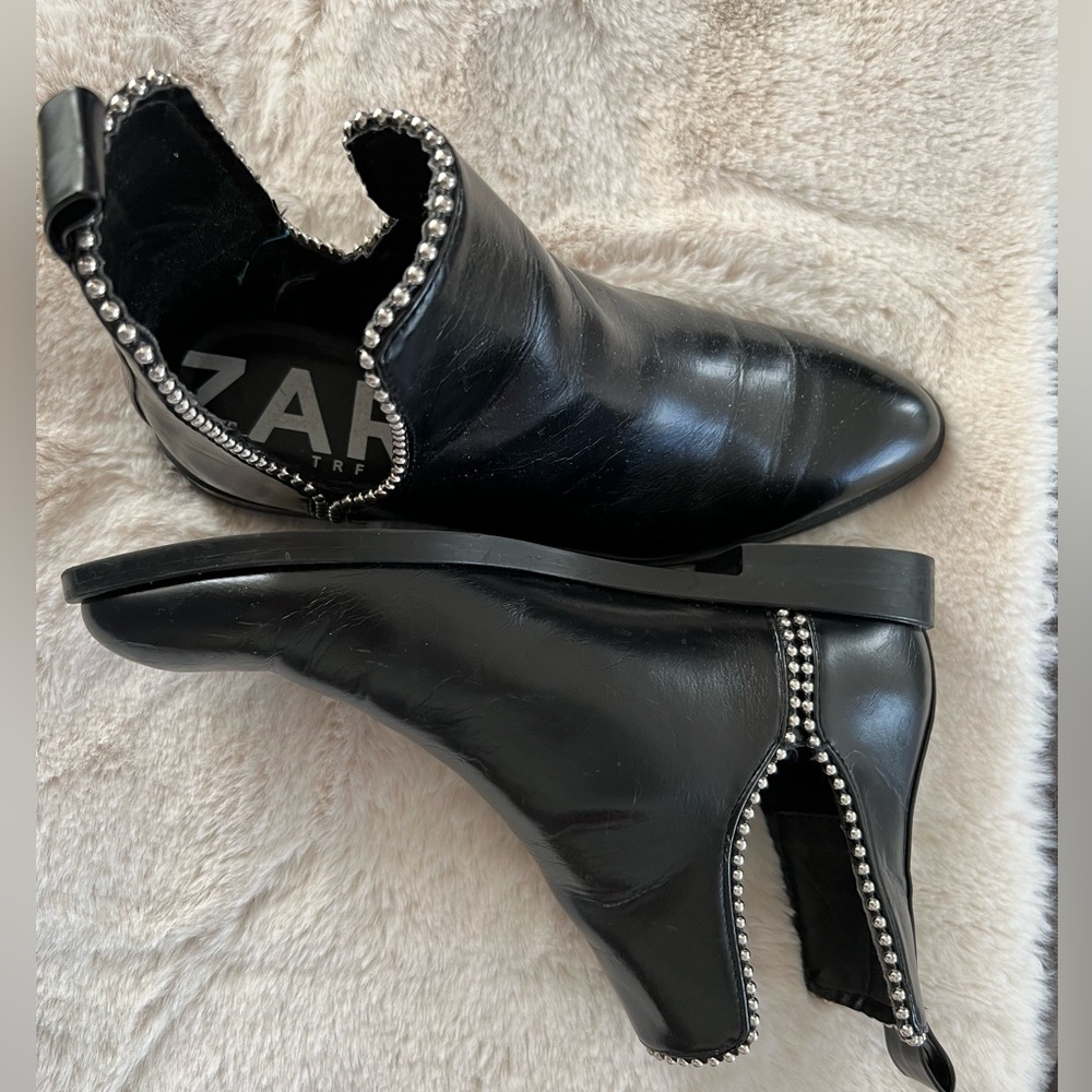 Beautiful Zara Booties